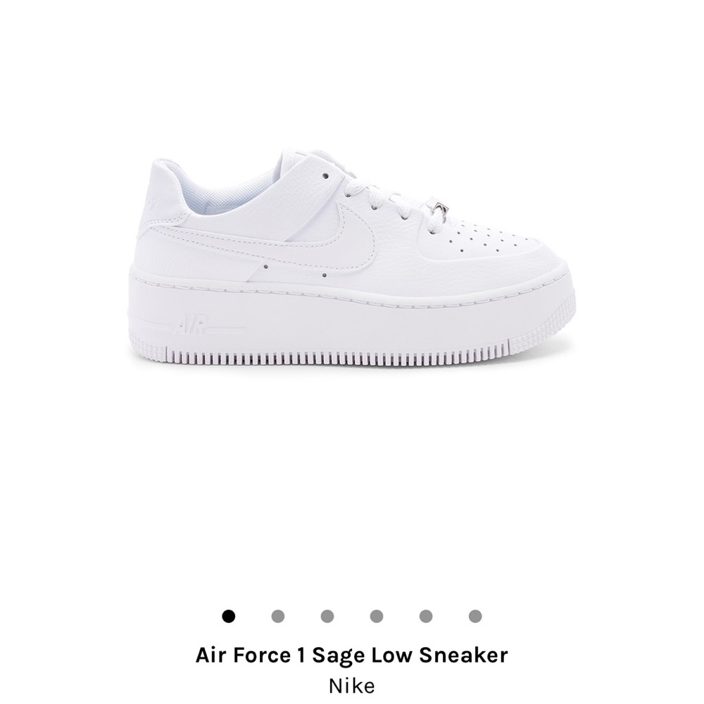Air Force One Sage Low Sneaker - size 9.5